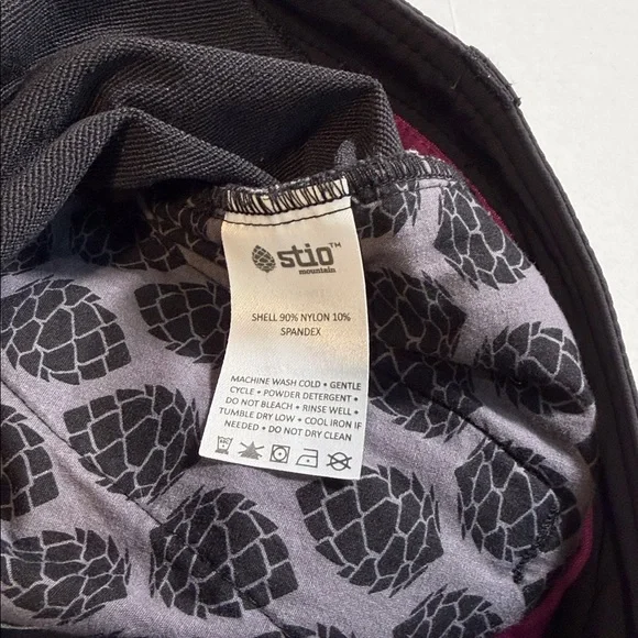 Stio Dulcet Pants
Style #1013 FW12 - Picture 8 of 9